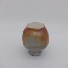 Load image into Gallery viewer, Vase in rutile
